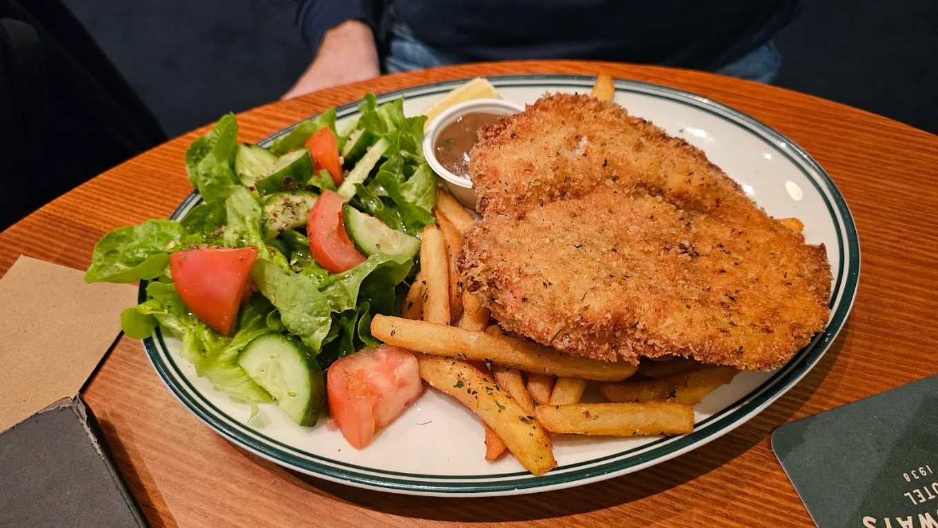 Chicken Schnitzel Lunch